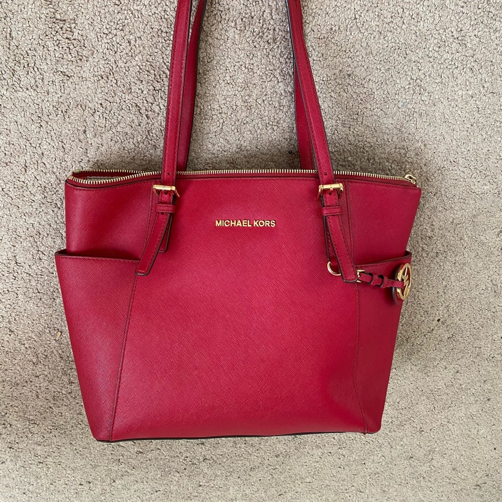 Michael Kors purse